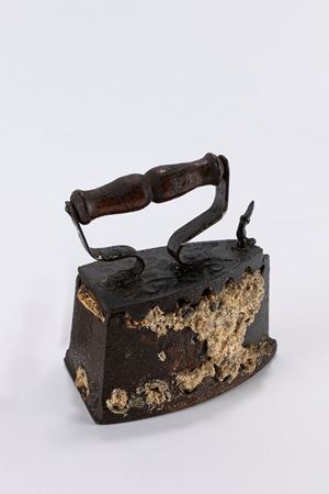 Ferro da stiro cotto