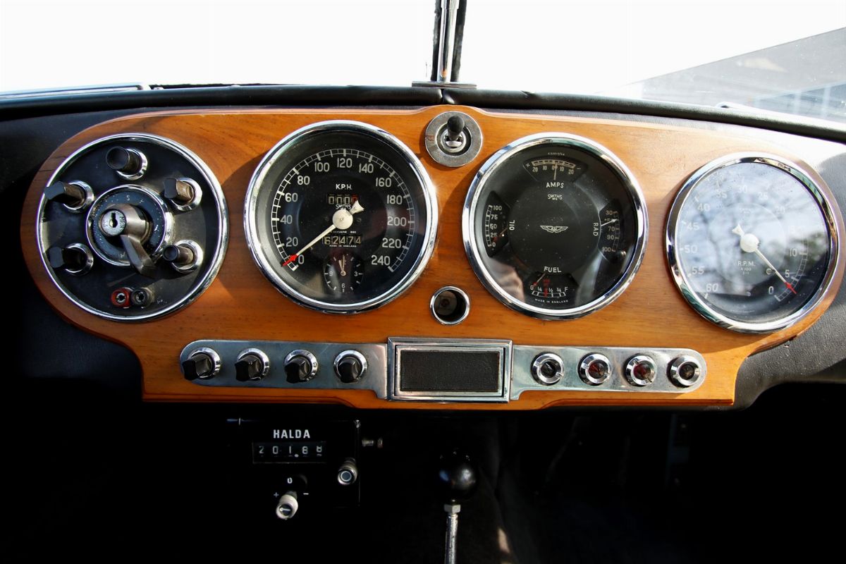 1951 Aston Martin Db2 Saloon Vantage (aston Martin)