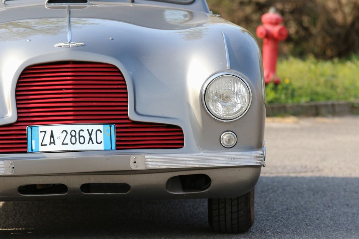 1951 Aston Martin Db2 Saloon Vantage (aston Martin)