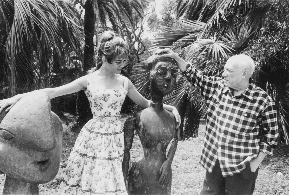 Jerome Brierre - Pablo Picasso e Brigitte Bardot nell'atelier a Vallauris durante il Festival di ...