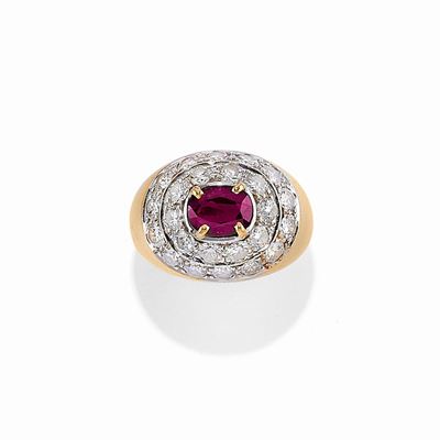 Anello con Rubino e Diamanti