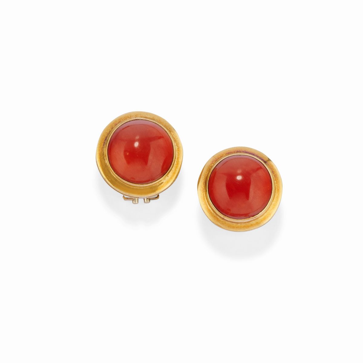 Set di gioielli in oro giallo 18k e corallo: collana, orecchini e anello