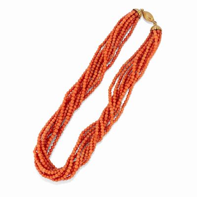 Collana in oro giallo 18k con nove fili di boules in corallo