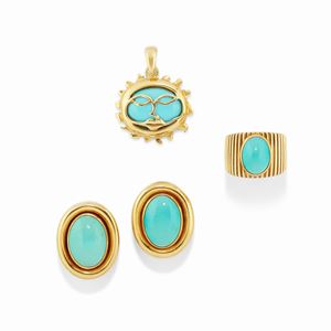 A 18k yellow gold, turquoise and turquoise paste ring, earclips and pendant