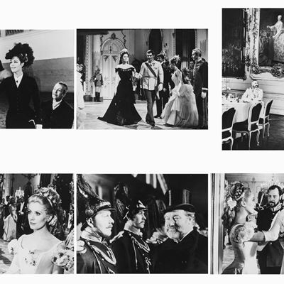 Omar Sharif, Catherine Deneuve, Ava Gardner e James Robertson Justice in 'Mayerling', sei stampe ...
