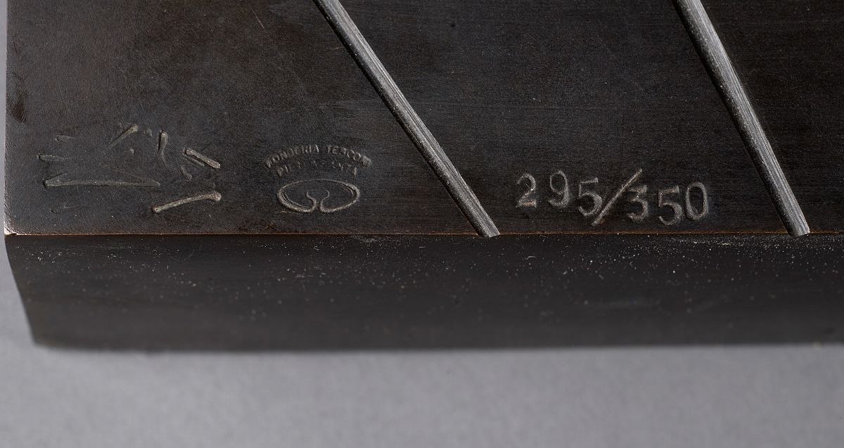 Salvador Dalì - Venus Spatiale - Bronzo patina bruna e dorata, edizione 295/350