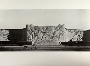 Christo - National Gallery of Modern Art, Wrapped project for Rome
