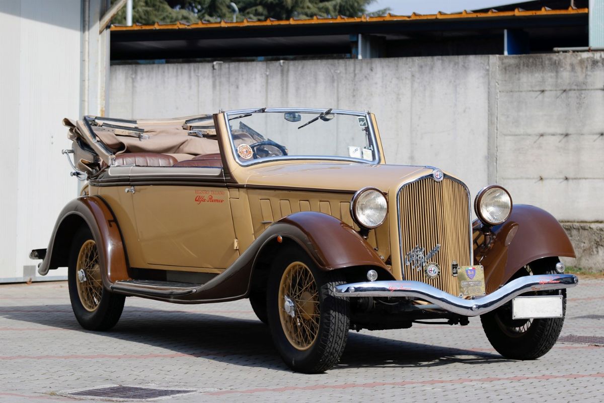 1933 Alfa Romeo 6c 2300 Gran Turismo Cabriolet Royal (carrozzeria Castagna Milano)