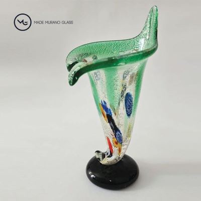 Vaso Cornucopia, vetro soffiato di Murano con decoro in Murrina Millefiori e foglie d'argento