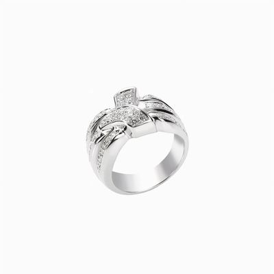 Anello in oro bianco 18K con diamanti taglio brillante