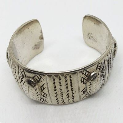 Bracciale beduino in argento, provenienza Yemen e Egitto