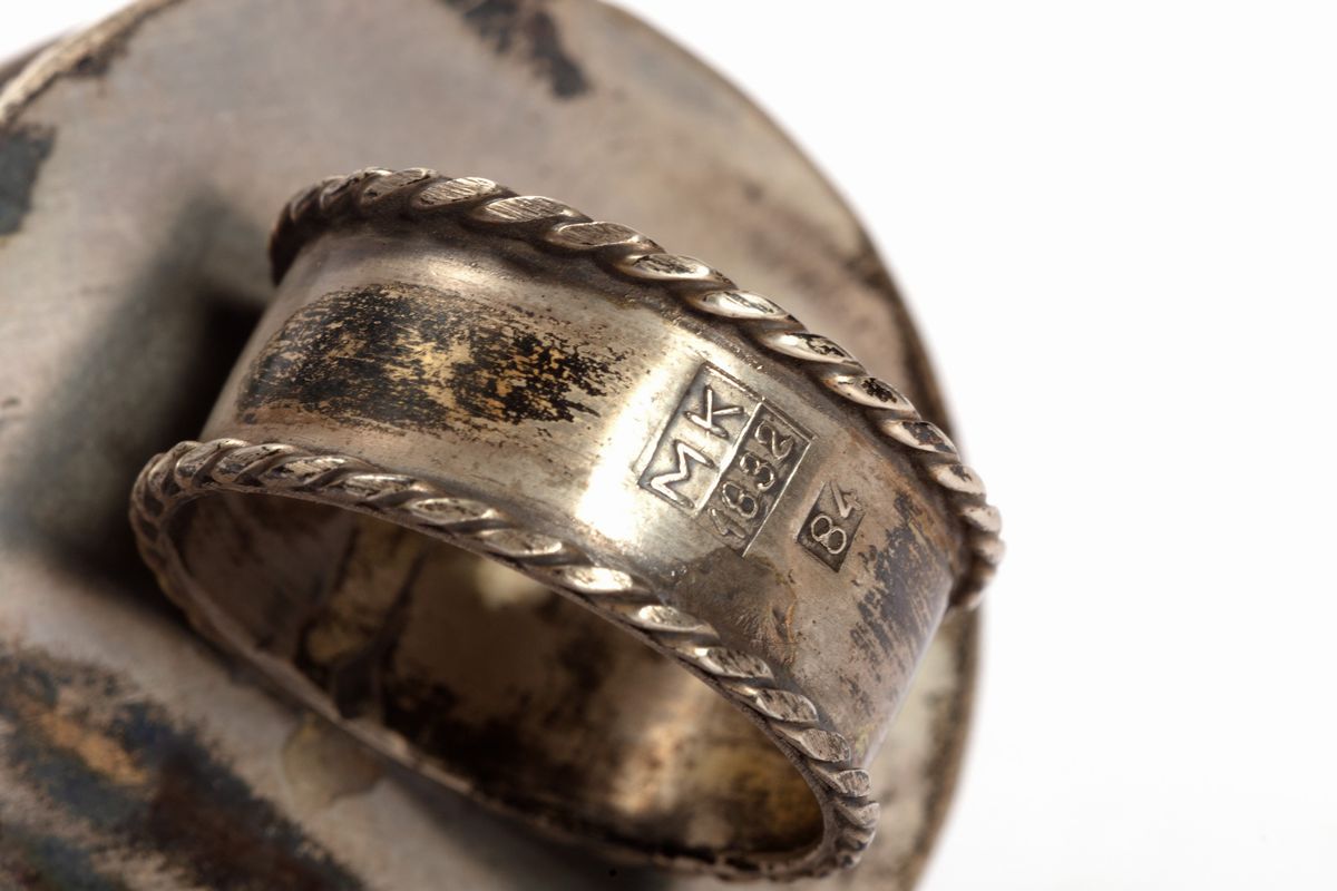 Anello in Argento con Contenitore, Russia 1832