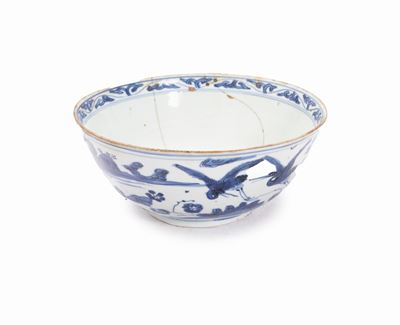 Ciotola in porcellana bianca e blu con marchio Ming, Cina