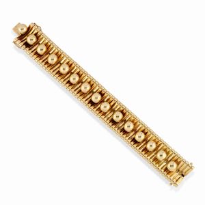 A 18K yellow gold bracelet, with Pennisi box, circa 1950