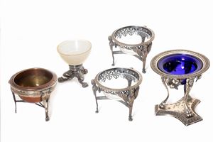 Lotto composto da cinque saliere in argento, secolo XIX