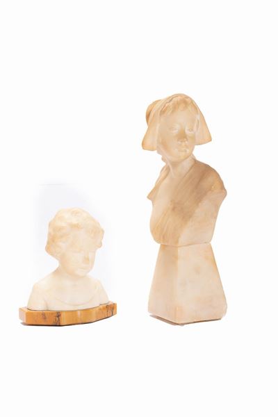 Due Sculture in Alabastro Raffiguranti Busto di Bambino e Busto di Giovinetta, Inizi Secolo XX