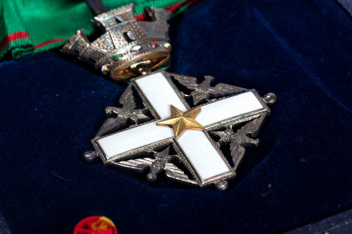 Due Medaglie di Cavaliere al Merito della Repubblica Italiana, Secolo XX