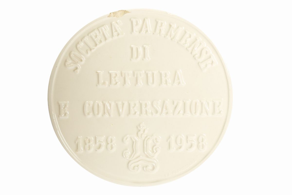Lotto Composto da Quattro Placche in Materiali Diversi, Raffiguranti Ritratti di Personaggi Illus...