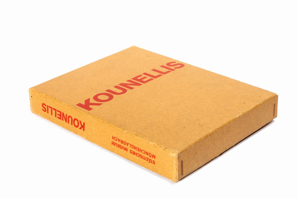 Jannis Kounellis - Städtisches Museum Mönchengladbach, cartone e piombo, 1978