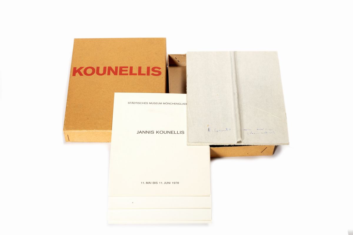 Jannis Kounellis - Städtisches Museum Mönchengladbach, cartone e piombo, 1978