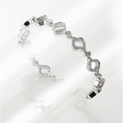 Bracciale in oro bianco 18K con diamanti naturali