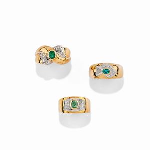 Three 18K yellow gold, emerald and diamond rings, defects