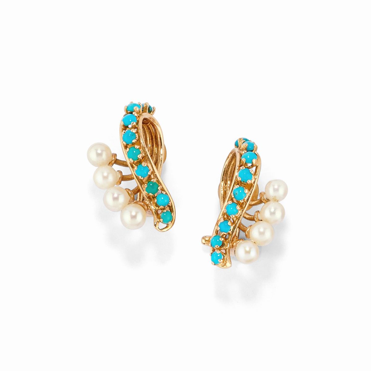 Spilla e coppie di orecchini in oro giallo 18k con turchesi e perle