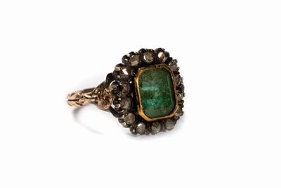 Anello in Oro e Argento con Smeraldo e Rose di Diamante, Inizi Secolo XX