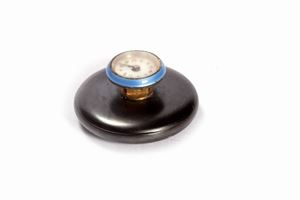  - Button clock with guilloché enamels, early 20th century