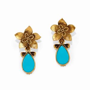 Orecchini pendenti con pasta di turchese