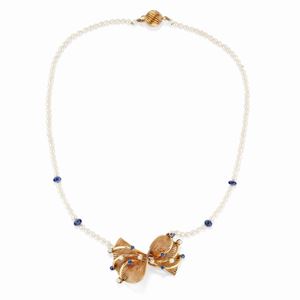 A 18k yellow gold, pearl and sapphire necklace