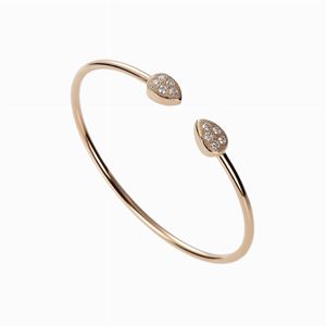 Bracciale rigido in oro e pav&#233; di diamanti