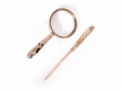 Lotto Composto da Lente di Ingrandimento e Tagliacarte in Argento En Pendant, Inghilterra Secolo ...