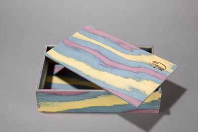 Scatola portacioccolatini Peyrano in legno verniciato