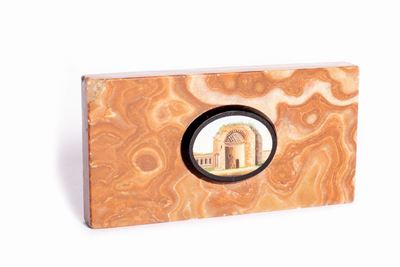 Fermacarte in Marmo con al Centro Micromosaico Raffigurante il Tempio di Minerva Medica, Secolo X...