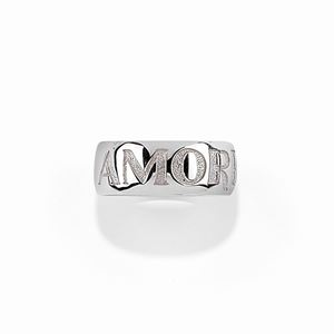 A 18K white gold and diamond ring, Pasquale Bruni, with bag