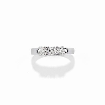 Anello Trilogy con Diamanti