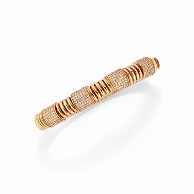 Bracciale in oro rosso 18K con diamanti a pavé