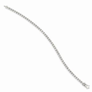  - A 18K white gold and diamond tennis bracelet