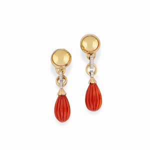 A 18K two-color gold, coral and diamond pendant earrings