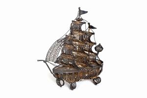  - Caravel in silver filigree, late 19th - early 20th century