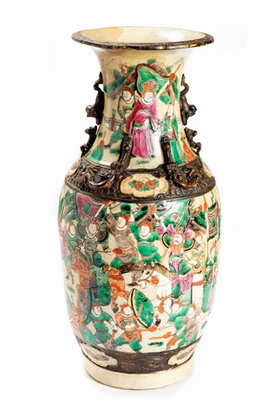 Vaso in ceramica policroma, Cina, XIX secolo