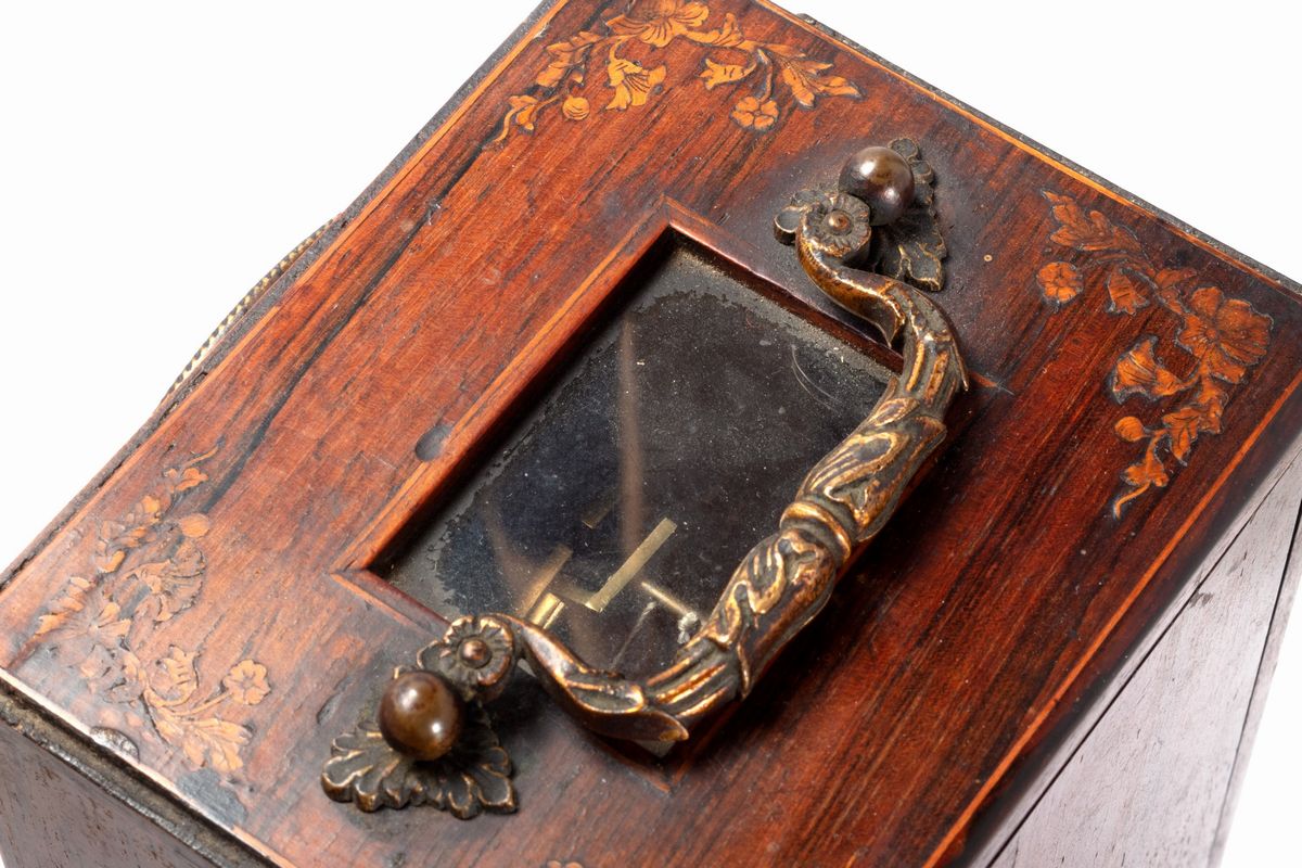 Pendola da Tavolo in Legno Intarsiato, Carlo X
