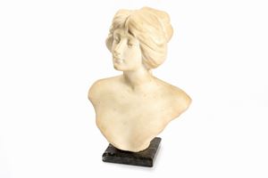  - A marble sculpture depicting the young lady, early 20th century