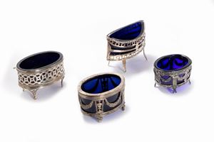 Lotto composto da quattro saliere in argento, secolo XIX