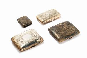 Lotto di tre portasigarette e un portafiammiferi in argento, Inghilterra inizio secolo XX
