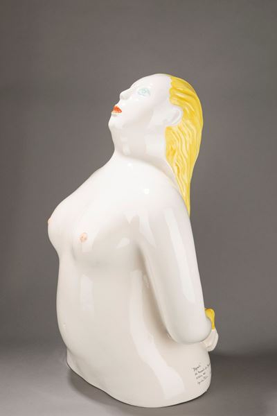 La Bagnante, ceramica modellata a colaggio