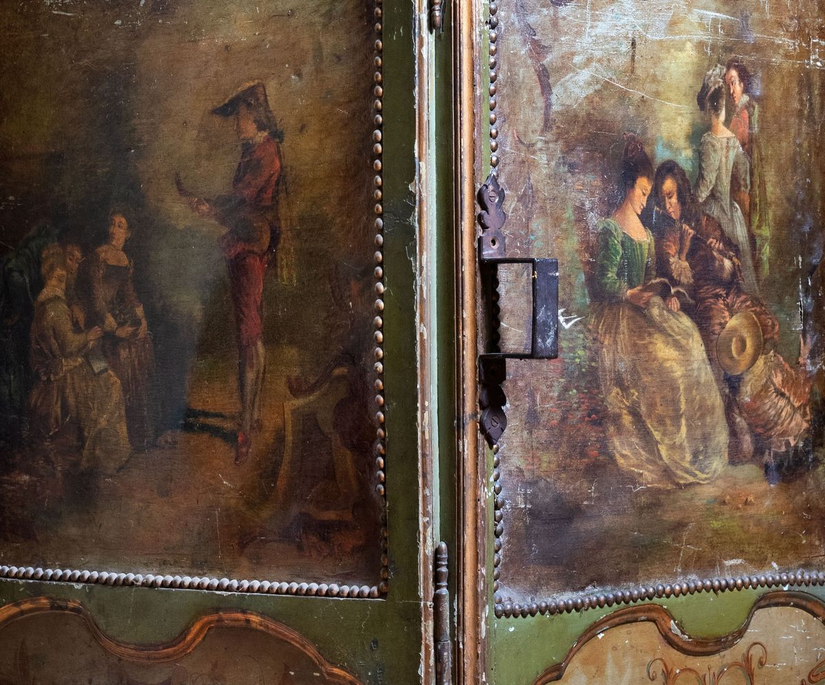 Portantina in Legno Laccata e Dipinta, Secolo XVIII