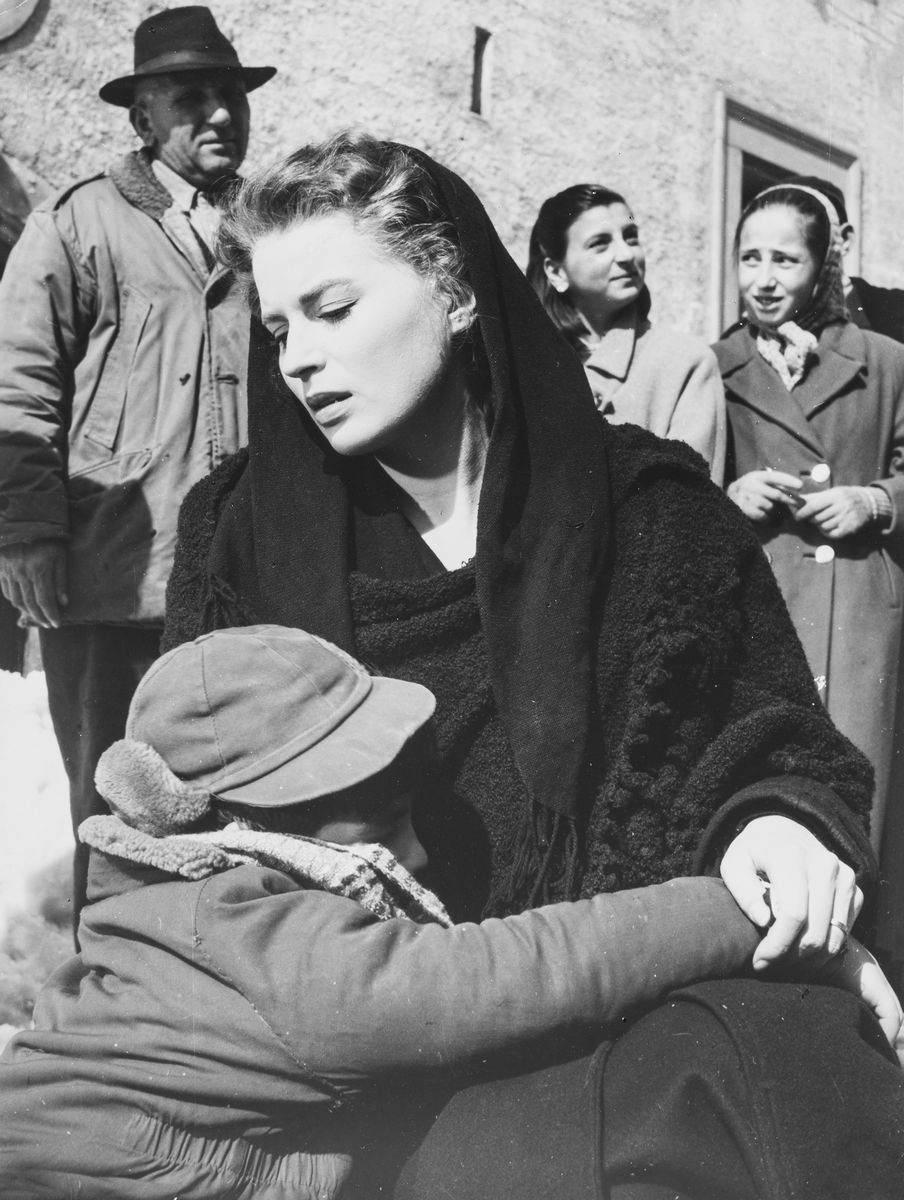 Anonimo - Silvana Mangano, La Tempesta – Due stampe vintage alla gelatina ai sali d'argento