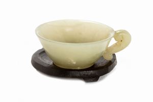 Small cup in Celadon jade, China, 20th century
